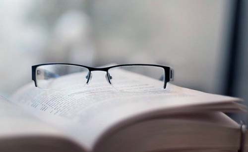 Khi phê phán biến thành... thảm họa!?